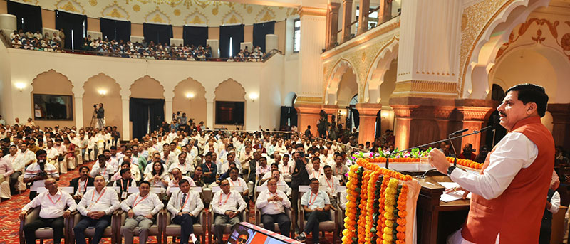 इंफ्रास्ट्रक्चर पर ध्यान दे रही सरकार, सीएम डॉ. मोहन बोले- खूबसूरत भवनों में दिखती है इंजीनियरों की कला साधना