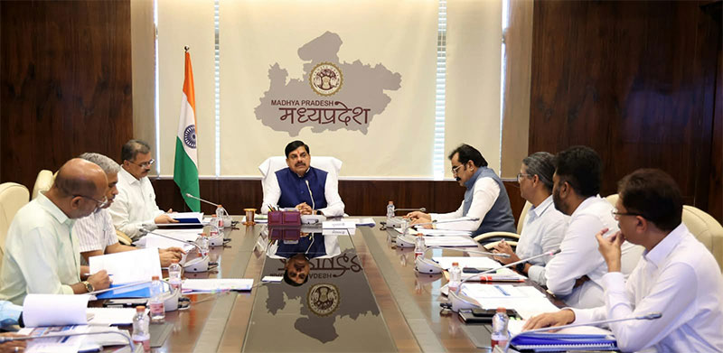 जन-मन सभागार का निर्माण कार्य ग्लोबल इन्वेस्टर्स समिट से पहले करायें पूर्ण : मुख्यमंत्री डॉ यादव