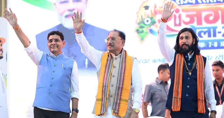 रायपुर : युवाओं को गुणवत्तापूर्ण शिक्षा, कौशल और रोजगार के बेहतर अवसर देना हमारी प्राथमिकता : मुख्यमंत्री श्री विष्णु देव साय