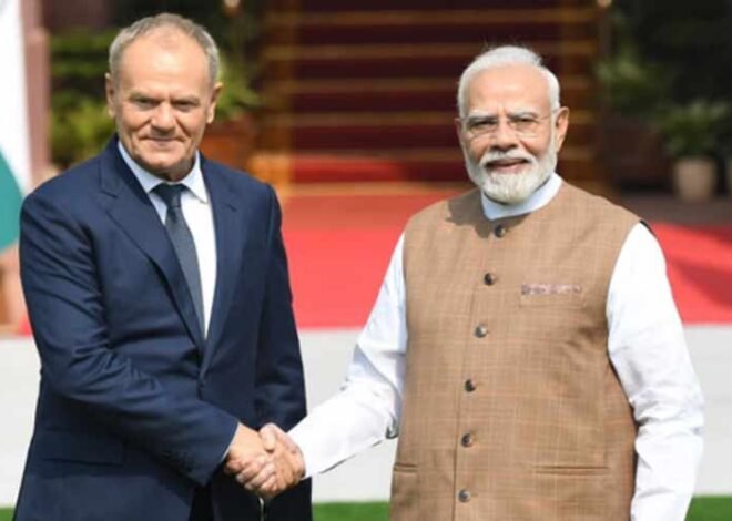 प्रधानमंत्री नरेंद्र मोदी और पोलैंड के प्रधानमंत्री डोनाल्ड टस्क के बीच नई दिल्ली में द्विपक्षीय वार्ता शुरू